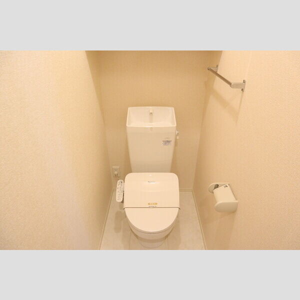 REGALO(レガーロ)101号室 温水洗浄暖房便座