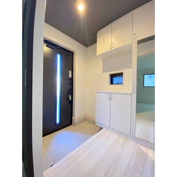 Sumai-to川越市かすみ野05 玄関