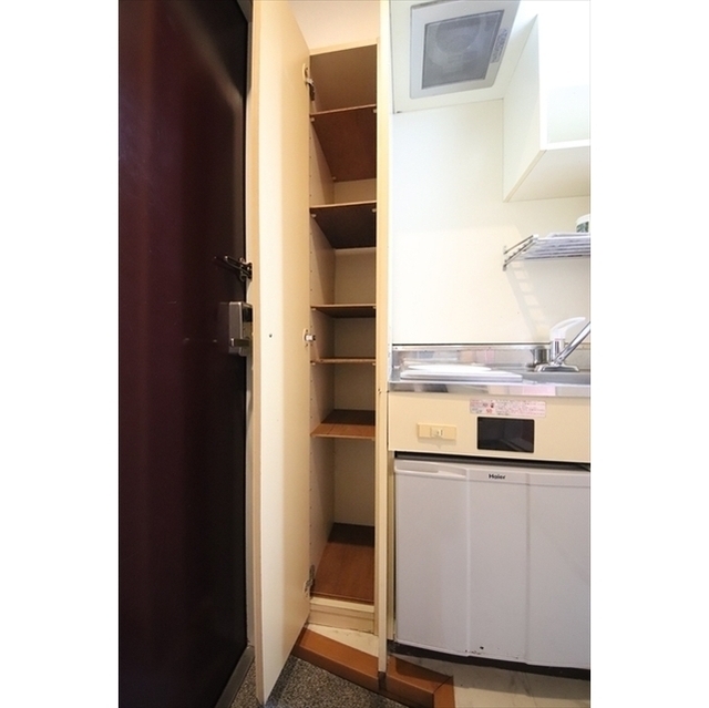 Ecol Resort 茅ヶ崎B0106号室 内観