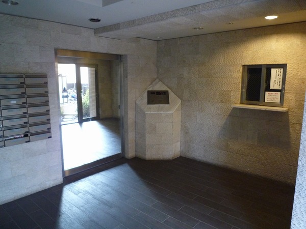 リガーレ新板橋 エントランス