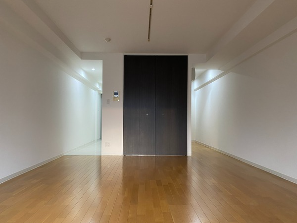 レガリア都立大レジデンス5階 同建物別部屋の参考画像