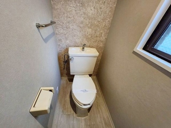 ファミーラシオン103号室 トイレ