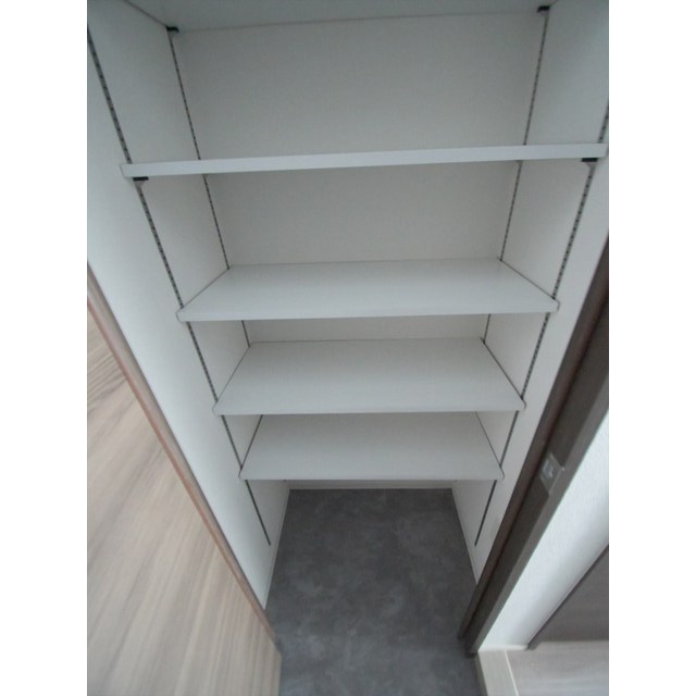 プライムガーデン若木0516号室 内観