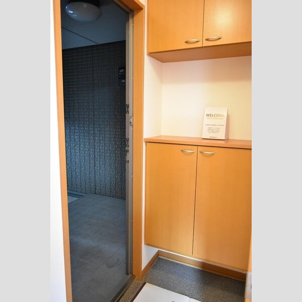 ピュアコート　壱番館 玄関