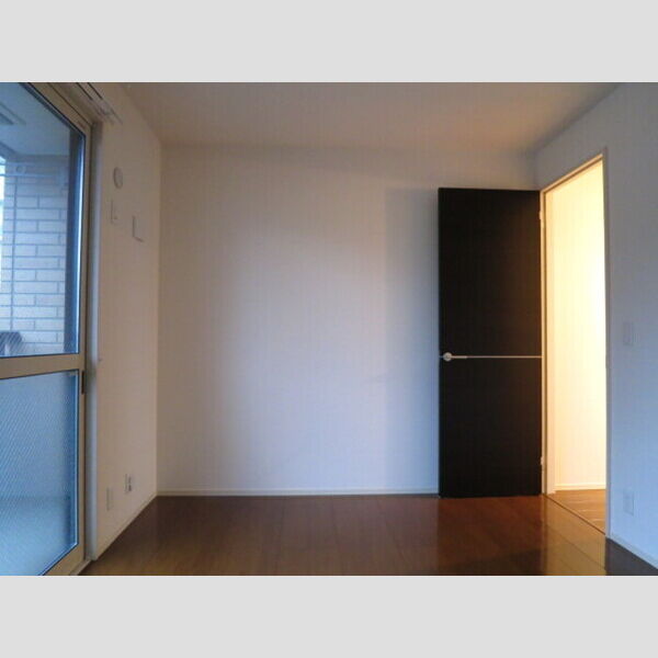 ウィット202号室 洋室