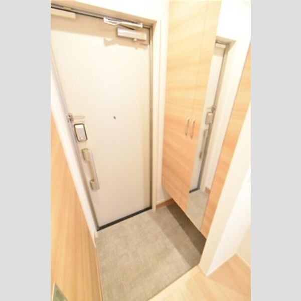 アジュール ■シューズボックス付玄関です■