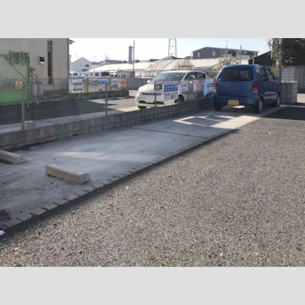 フォレスタ 駐車場