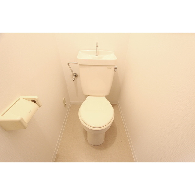 セジュール妻田105号室 内観