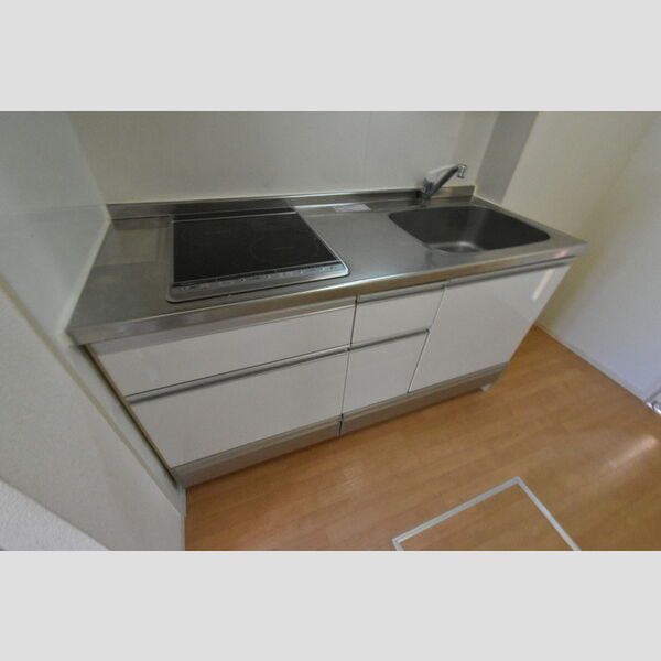 メルヴェール Ⅱ105号室 IHシステムキッチン