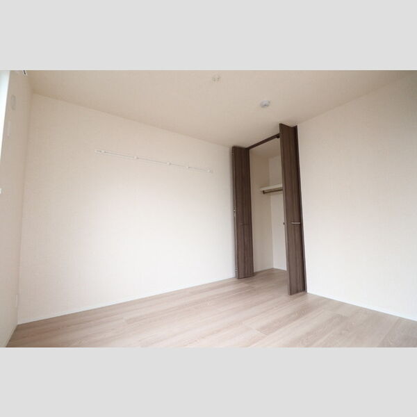 HIレジデンス 洋室