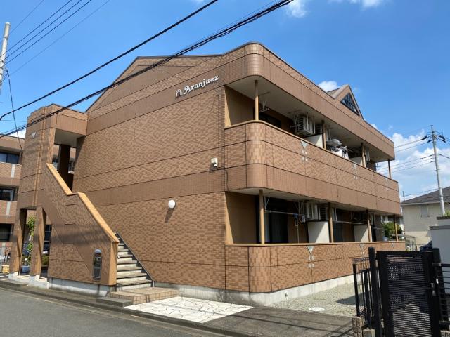 アランフェス 外観写真（昼）