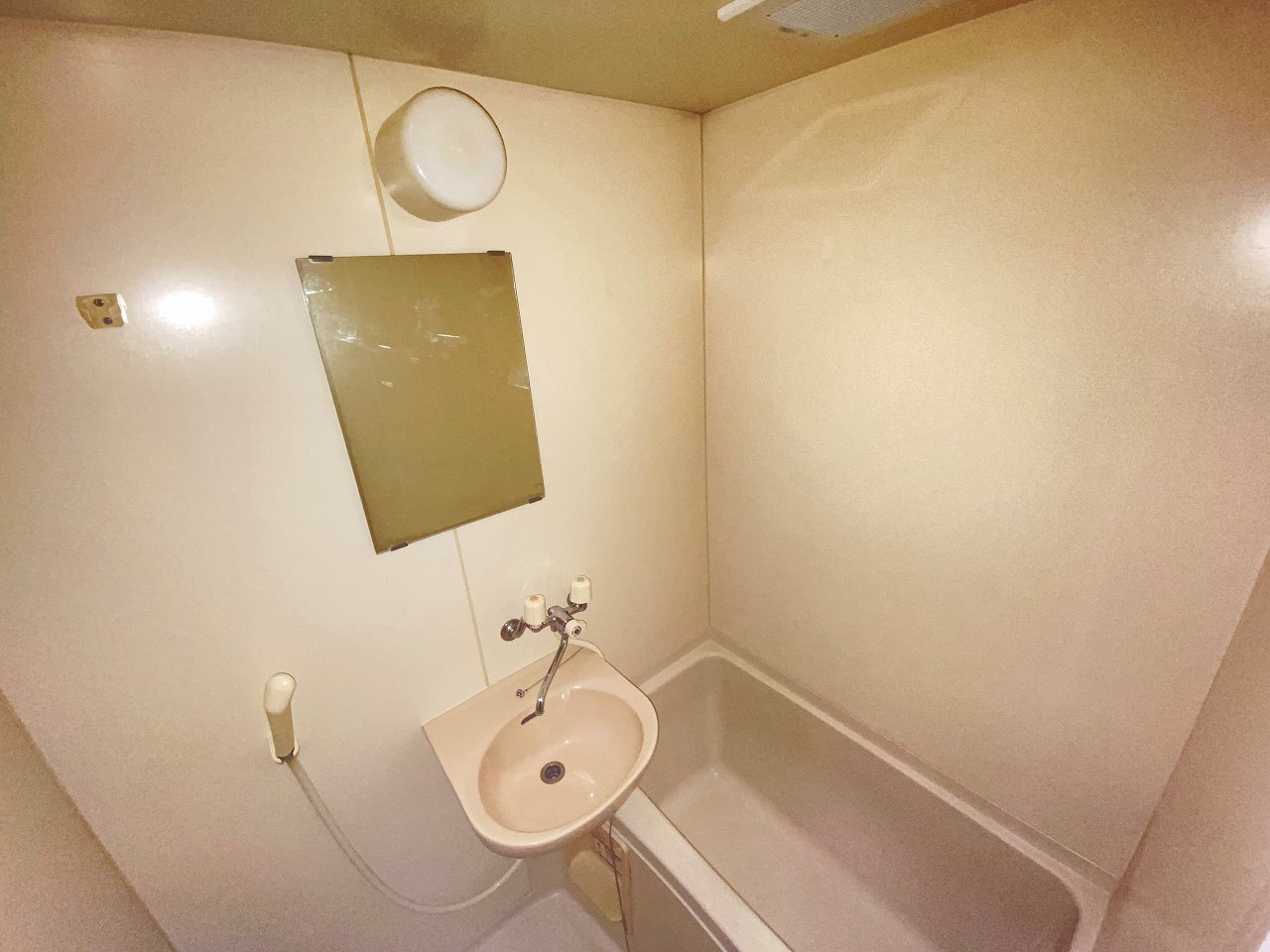 レオパレスオープリーコート お風呂