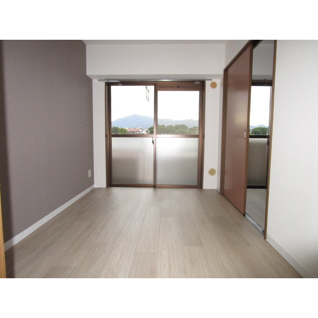 グランドゥール安藤 内観