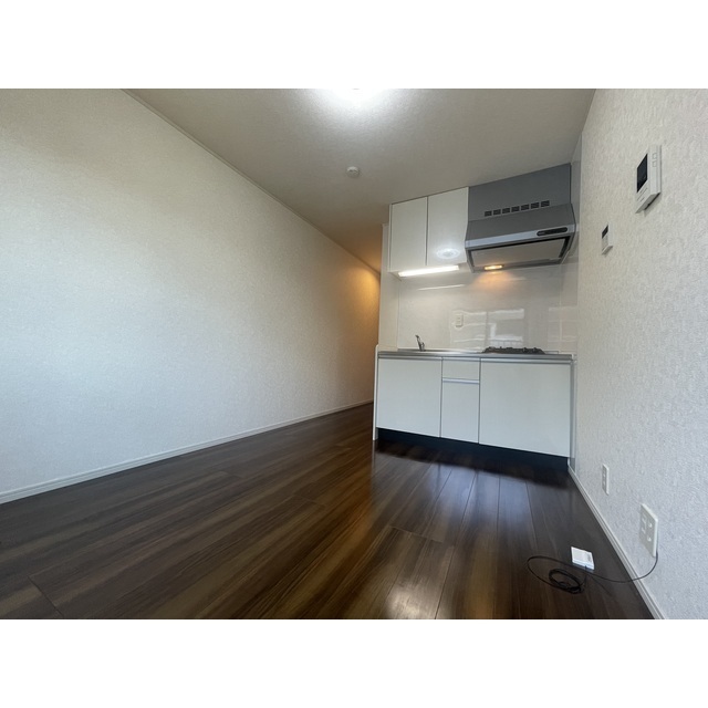 サニーグレイス国立205号室 リビング