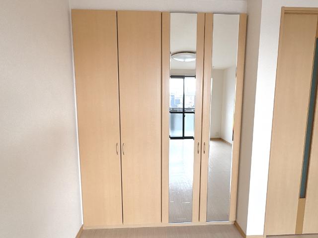ロイヤルハイツ クローゼット