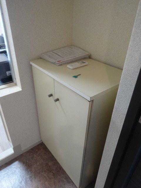 ディライト南烏山3階 玄関