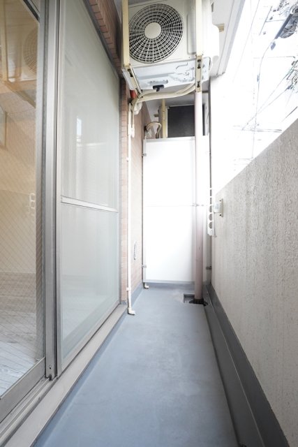 プラトー神宮前1階 バルコニー