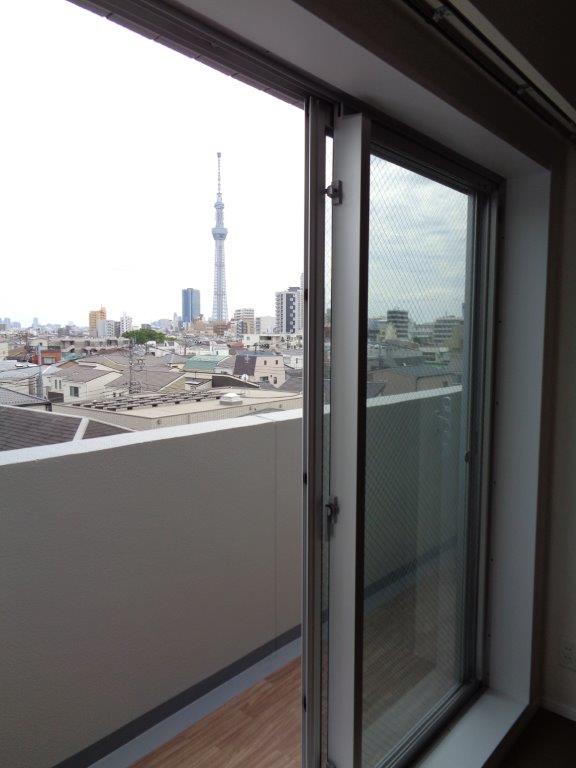 GENOVIA墨田八広skygarden バルコニー