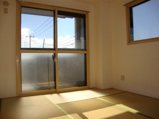 ピュア海老名 和室