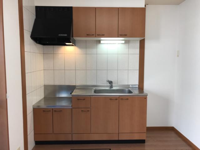 クレメント駒木Ｃ キッチン