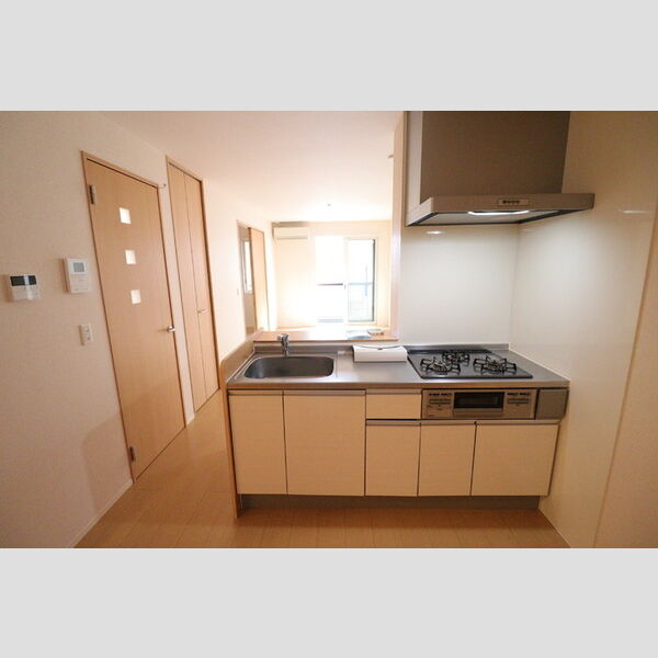 MATSUI　HOUSE 対面キッチン(3口コンロ)