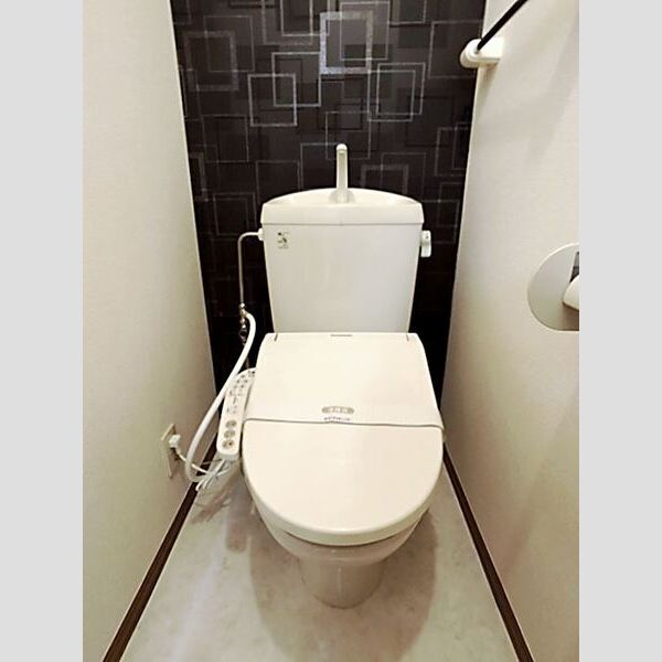 コンフォート豊田 トイレ