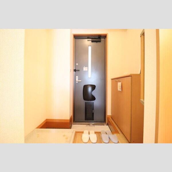 メルベーユ パル105号室 玄関