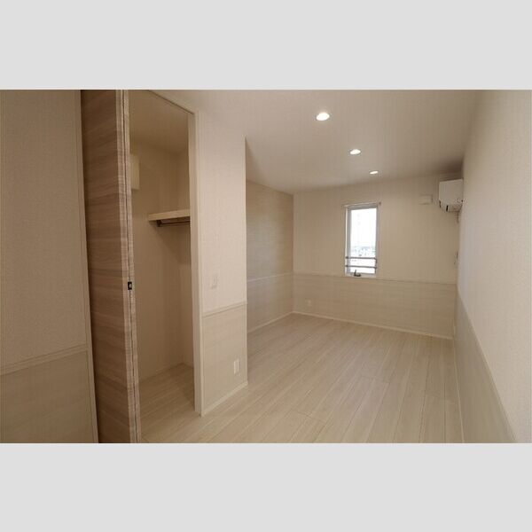 D-KISARIA　WⅠ303号室 洋室