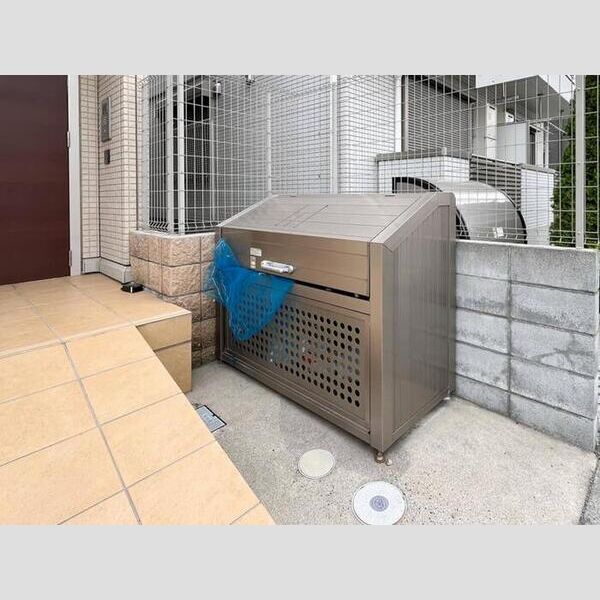 ガーデンパレス ゴミ置き場