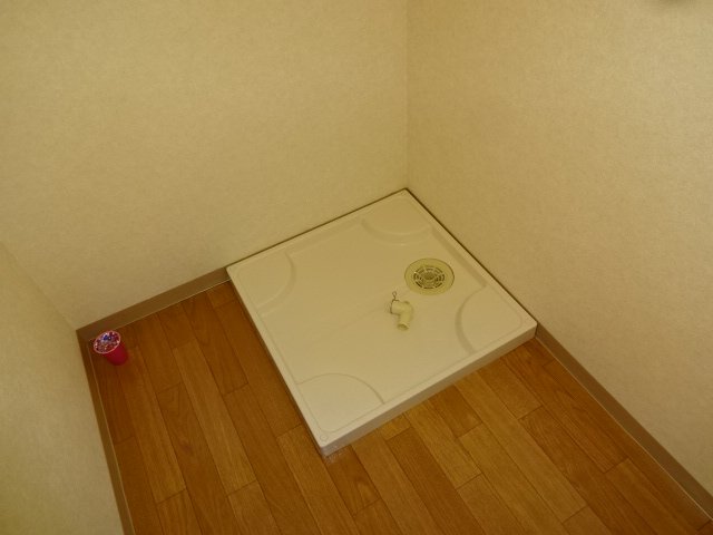 グランドフォレストⅠ-C号室 洗濯機置場