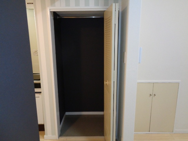 ローズアパート(Q-054D) 収納