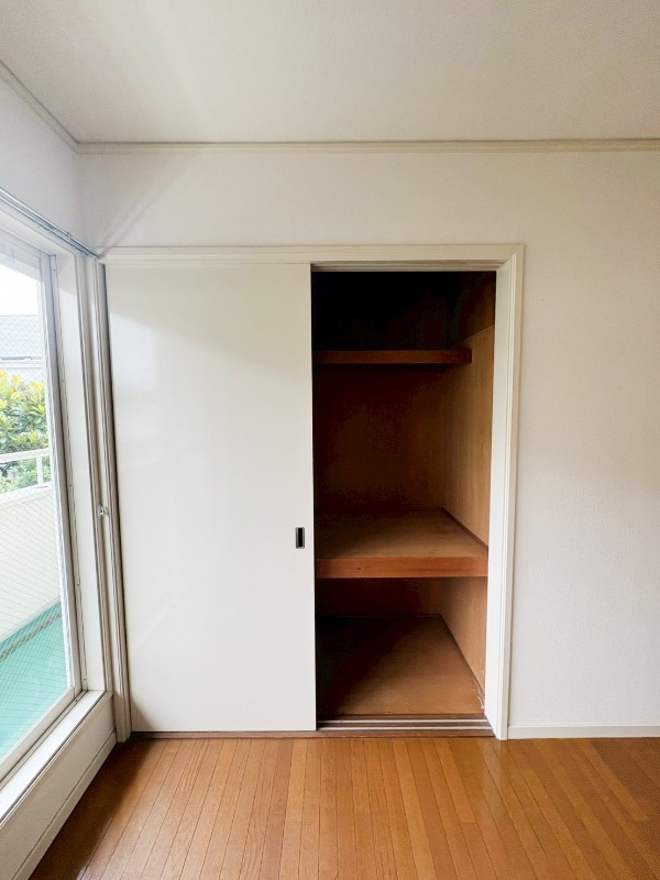 室尾ハイツ2階 収納