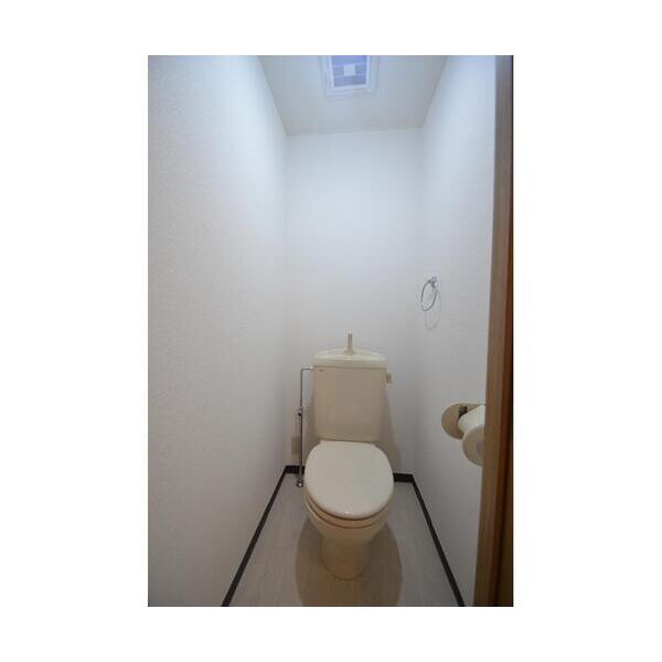 ソレイユ並木201号室 トイレ