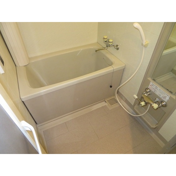 センチュリー横浜・関内1106号室 内観