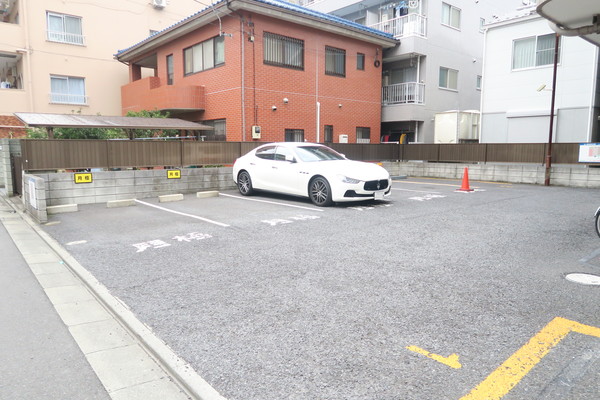 T's garden小岩 駐車場