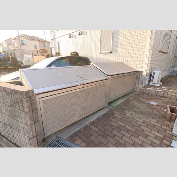 エスポワール　B 敷地内ゴミBOX