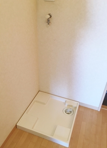 グレースレジデンス2階 洗濯機置場