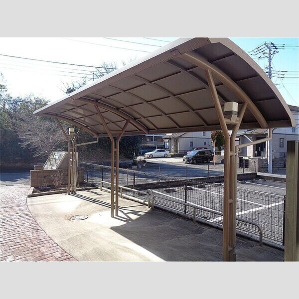 カルダモンリーフ 駐輪場