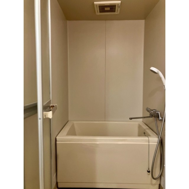 シーサイドテラス302号室 浴室