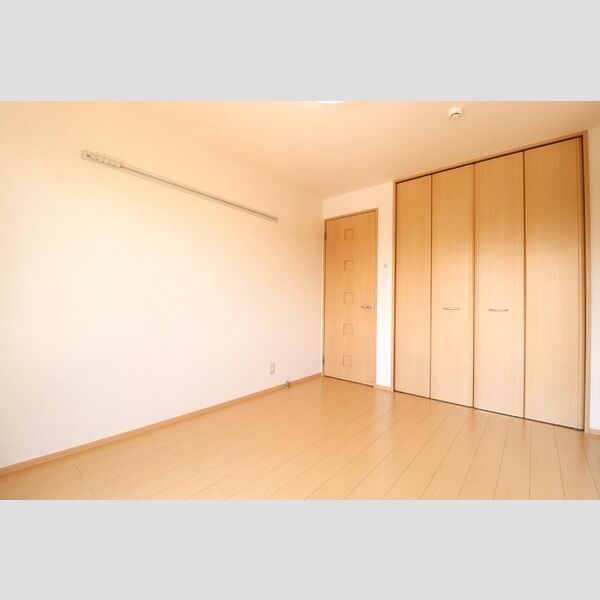 メゾンベール末広202号室 洋室6帖