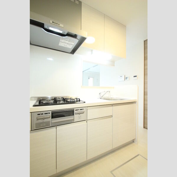 ・　コンティニュエ103号室 コンティニュエ　103号室　キッチン