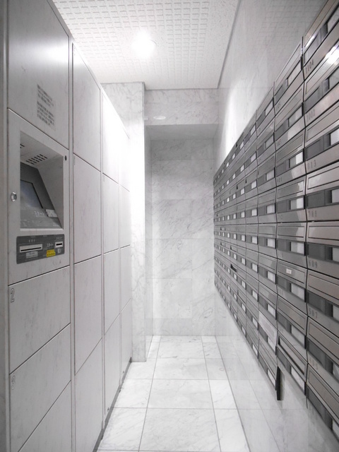 グランド・ガーラ横濱山下町3階 宅配ボックス、郵便箱