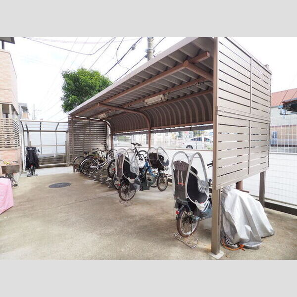 モ・ルラン 駐輪場