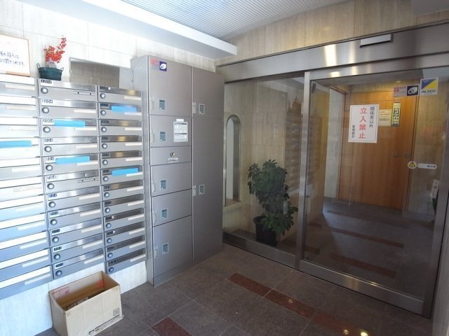 アーバイル池袋ＥＡＳＴ エントランス