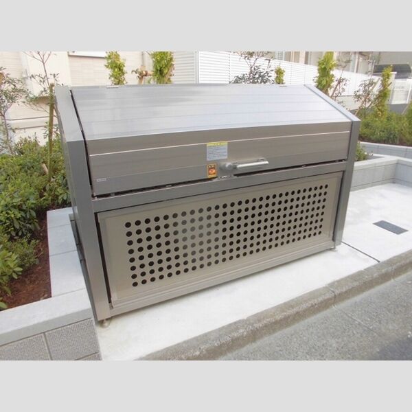 ヴェルドミールカシマⅡ301号室 ごみ置場