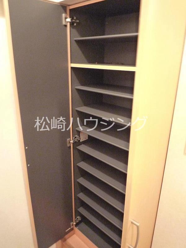 三田沼袋コーポ 収納