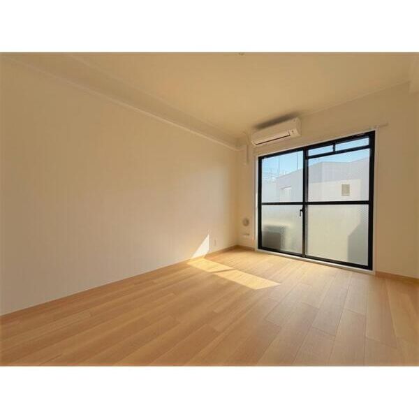 スミノ藤沢802号室 リビング