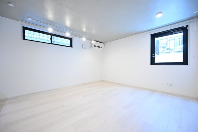 Ｌｅ　Ｎｉｄ　日本橋地下1階 リビング