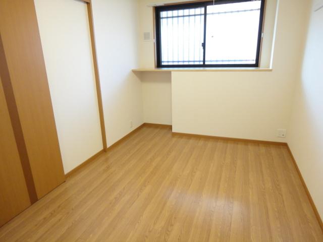 ＴＩＡＲＡ（ティアラ）201号室 洋室