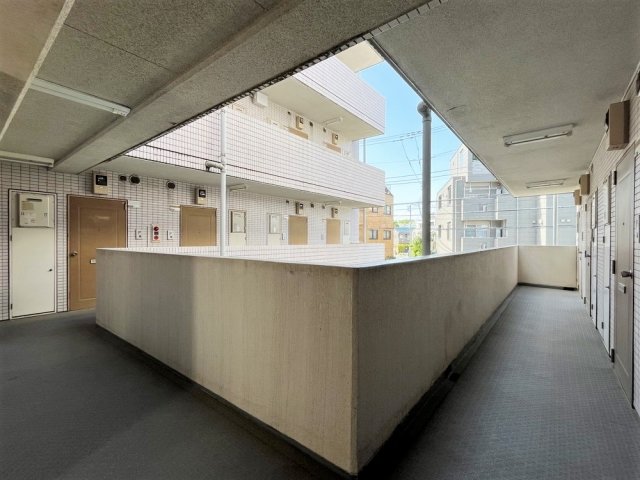 メゾン・ド・プルミエール204号室 同建物別部屋の参考画像